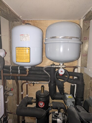 PXL_20251124_145119750